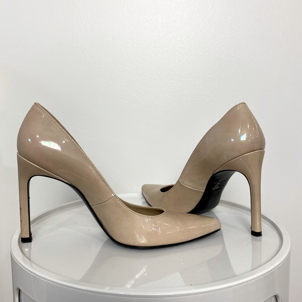 Stuart Weitzman Nude patent leather high heels 6.5